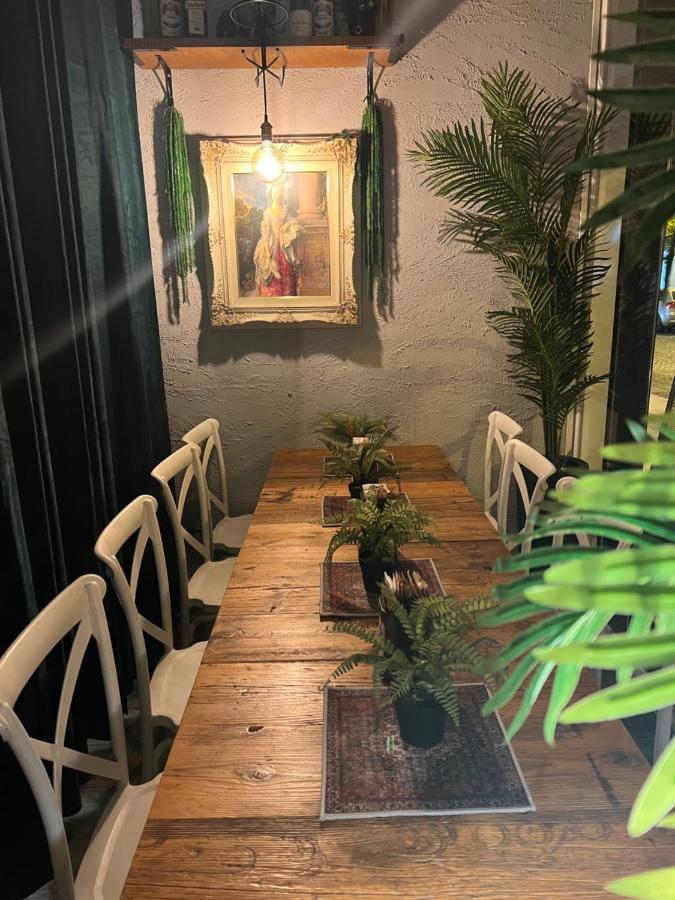 B&B Caffe Retro' チステルナ・ディ・ラティーナ エクステリア 写真