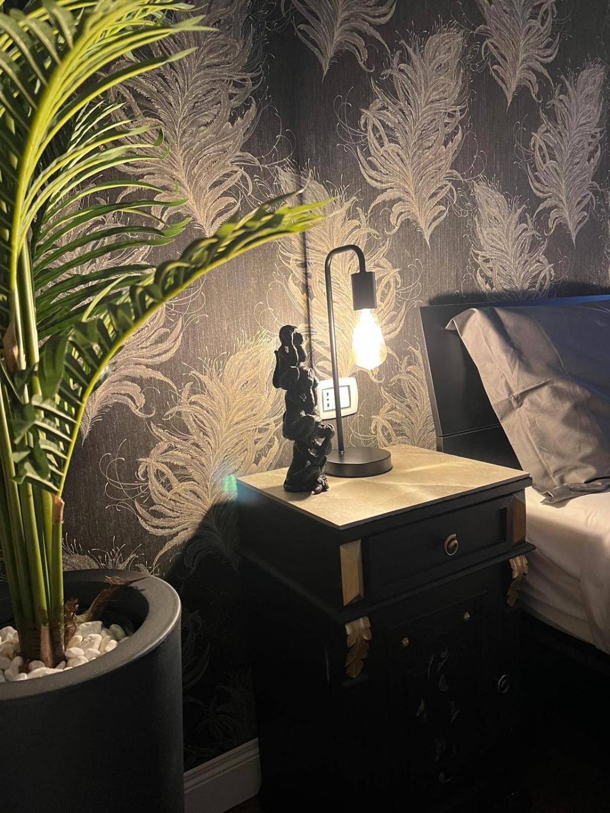 B&B Caffe Retro' チステルナ・ディ・ラティーナ エクステリア 写真